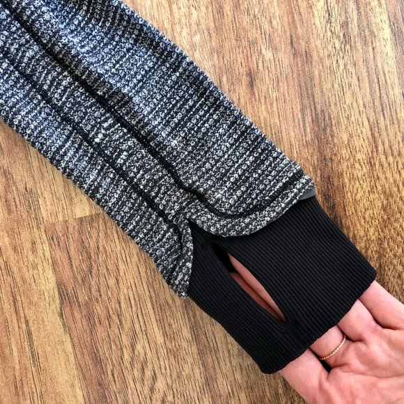 Lululemon Baserunner 1/2 Zip - Picture 7 of 16